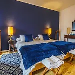 Marina Lounge 招待所 蓬塔德尔加达