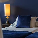 招待所 Marina Lounge