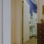 Marina Lounge 蓬塔德尔加达