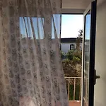 Marina Lounge 招待所 蓬塔德尔加达